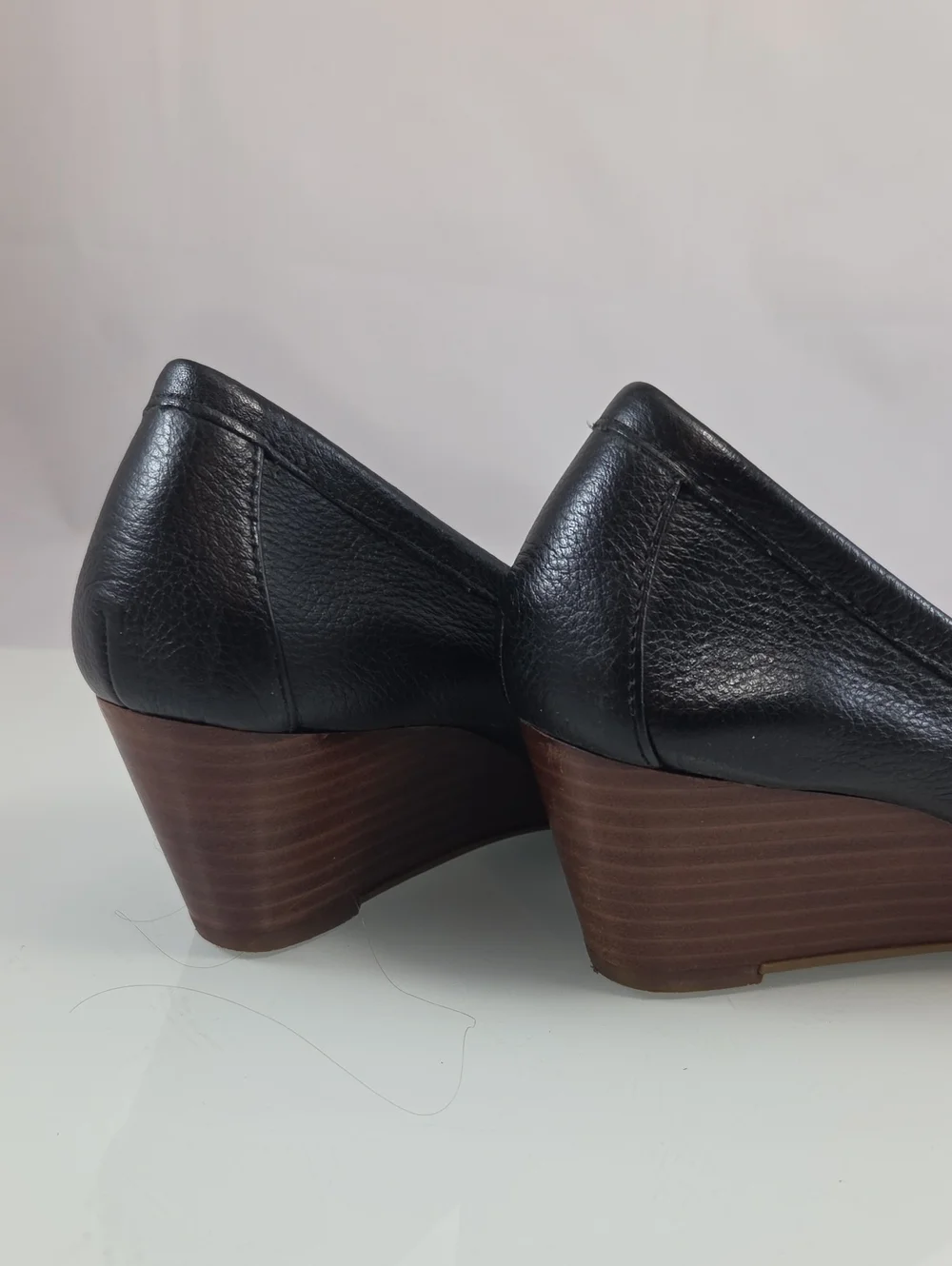 Tommy Hilfiger Black Leather Wedge Loafers with Gold Emblem Size 8.5